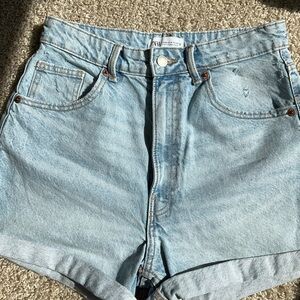 Zara Women's Light Blue Jean Shorts